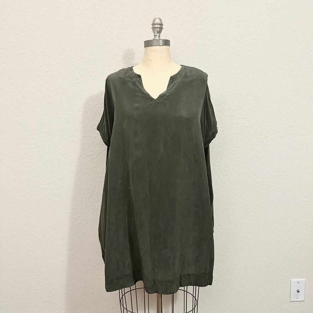 SBJ AUSTIN Mary Dress Olive Green V-Neck Mini Shift Minimalist